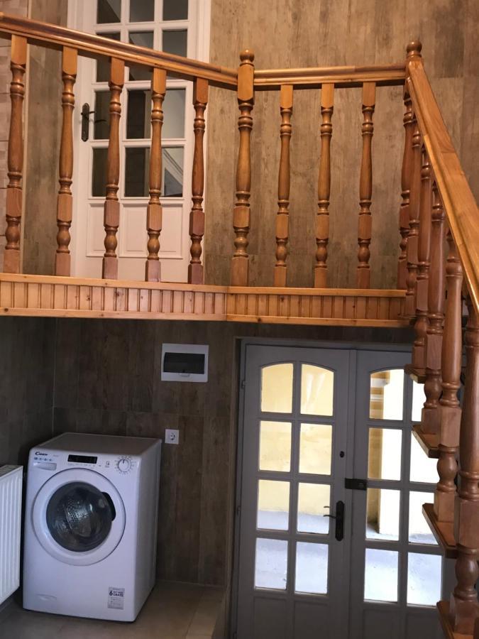 Mora Apartman 2 Кишкунфеледьхаза Экстерьер фото
